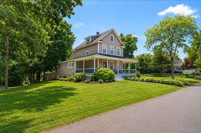 11 Gilbert Street, Northport, NY 11768