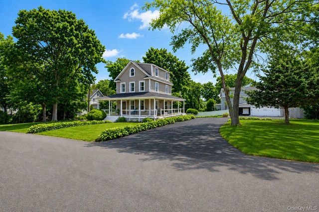 11 Gilbert Street, Northport, NY 11768