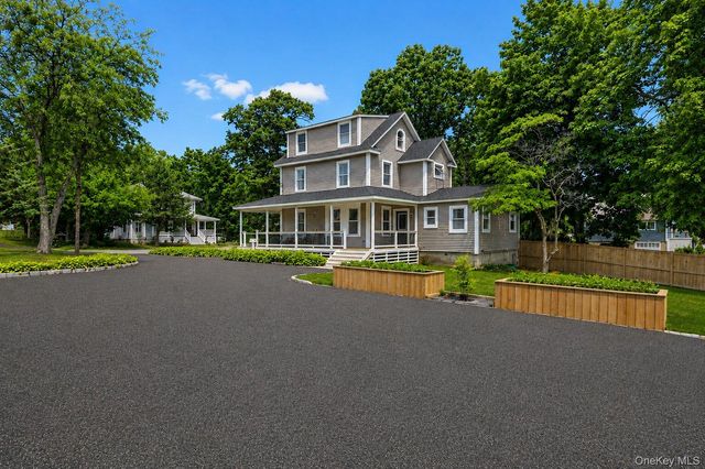 11 Gilbert Street, Northport, NY 11768