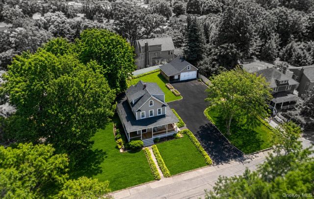 11 Gilbert Street, Northport, NY 11768