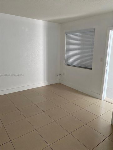 35 SW 21st Ave 4, Miami, FL 33135