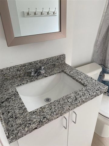 35 SW 21st Ave 4, Miami, FL 33135