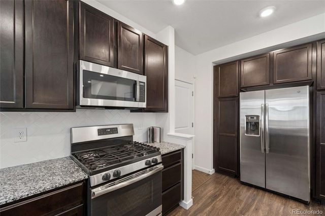 2887 S Fox Street, Englewood, CO 80110