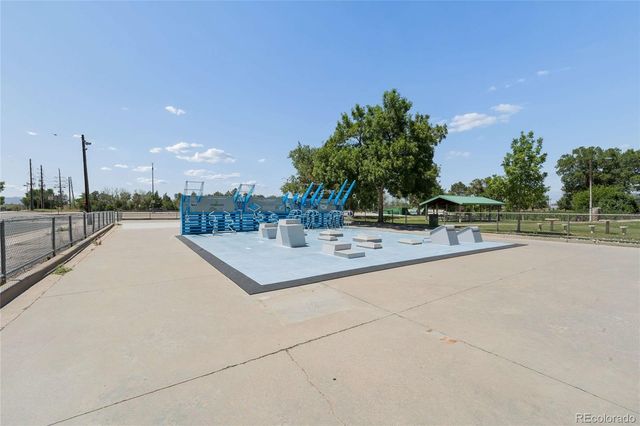 2887 S Fox Street, Englewood, CO 80110
