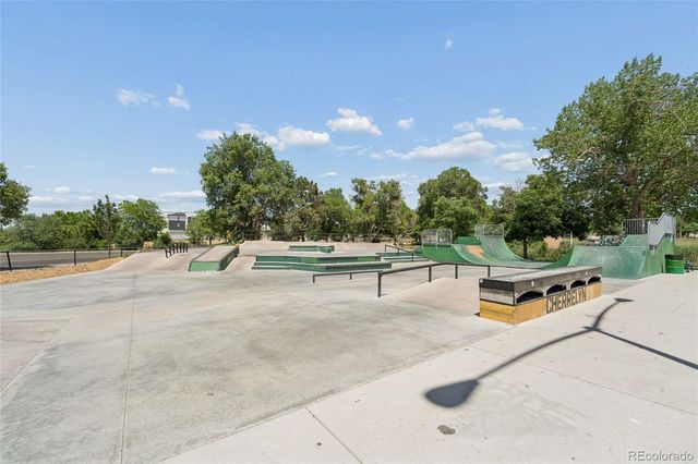 2887 S Fox Street, Englewood, CO 80110