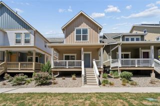 2887 S Fox Street, Englewood, CO 80110