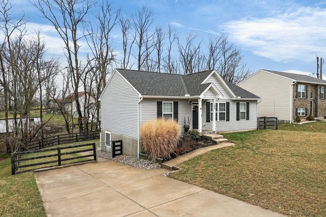 102 Ashley Drive, Dry Ridge, KY 41035