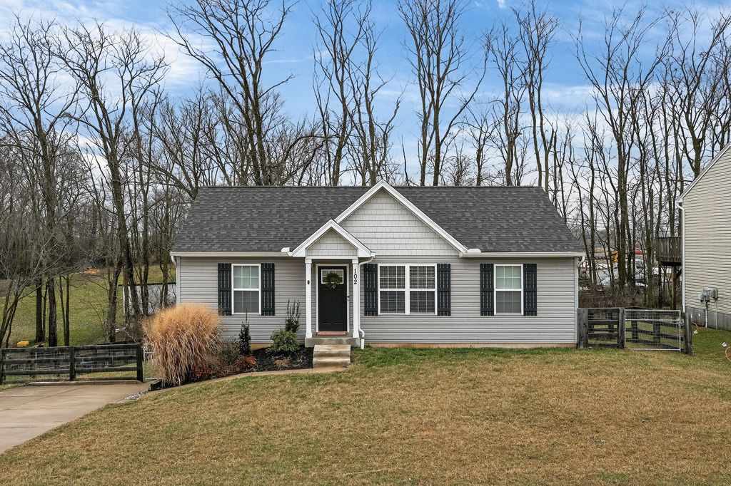 102 Ashley Drive, Dry Ridge, KY 41035