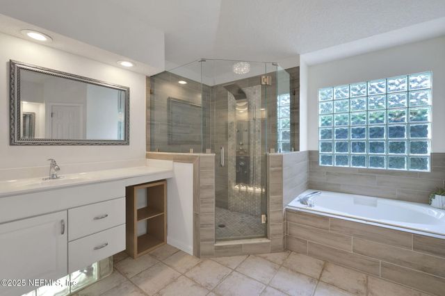 246 EDGEWATER BRANCH Drive, St. Johns, FL 32259