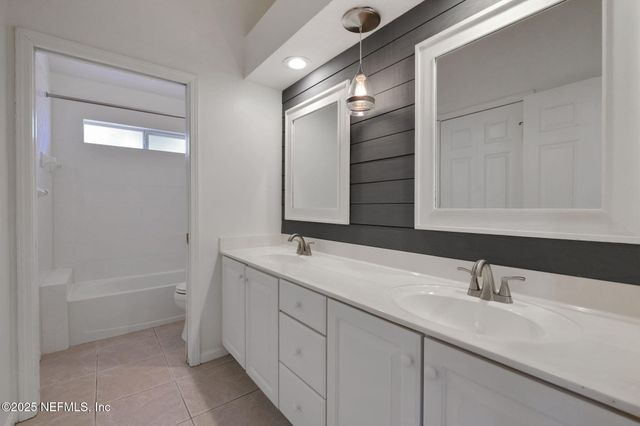 246 EDGEWATER BRANCH Drive, St. Johns, FL 32259