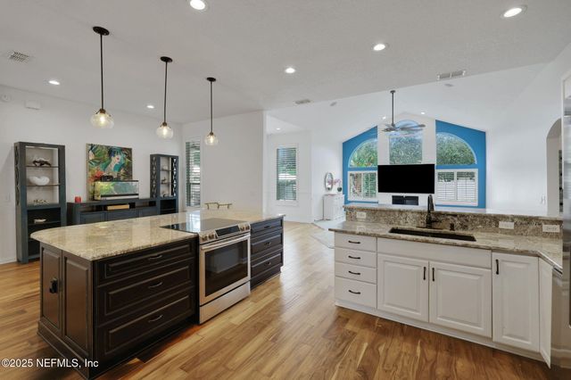 246 EDGEWATER BRANCH Drive, St. Johns, FL 32259