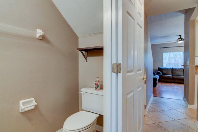 4933 NW 1ST PLACE 110, Gainesville, FL 32607