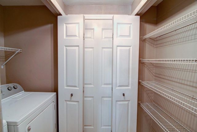 4933 NW 1ST PLACE 110, Gainesville, FL 32607