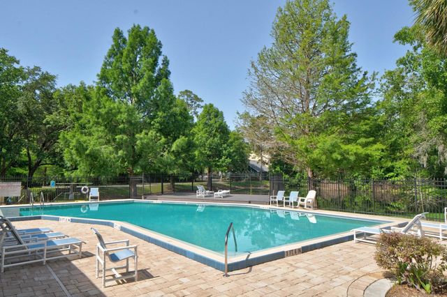 4933 NW 1ST PLACE 110, Gainesville, FL 32607