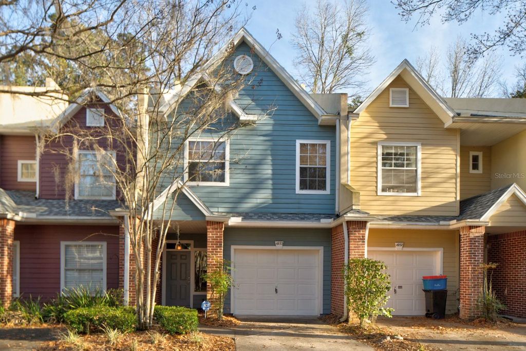 4933 NW 1ST PLACE 110, Gainesville, FL 32607