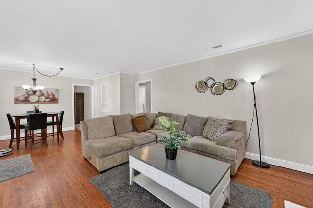 7400 Heather Rd, Fair Oaks, CA 95628