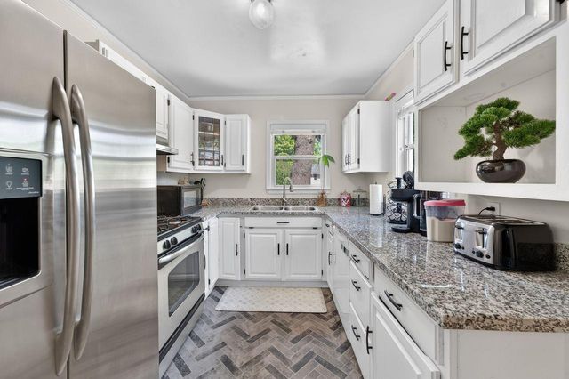 7400 Heather Rd, Fair Oaks, CA 95628