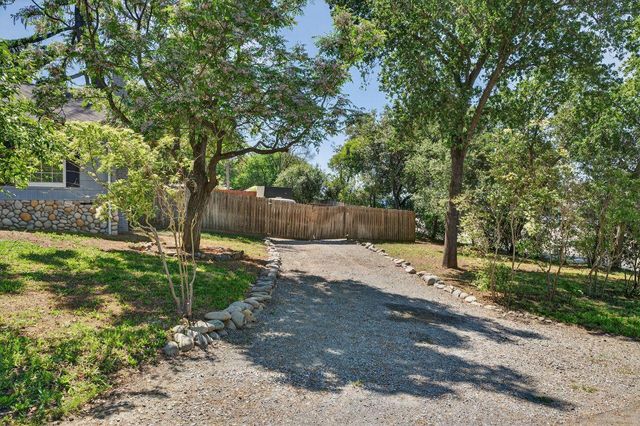 7400 Heather Rd, Fair Oaks, CA 95628