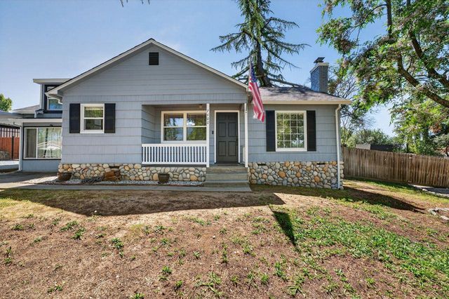 7400 Heather Rd, Fair Oaks, CA 95628