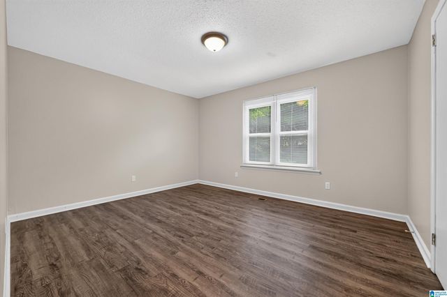 3047 APPLE VALLEY LANE, Birmingham, AL 35215