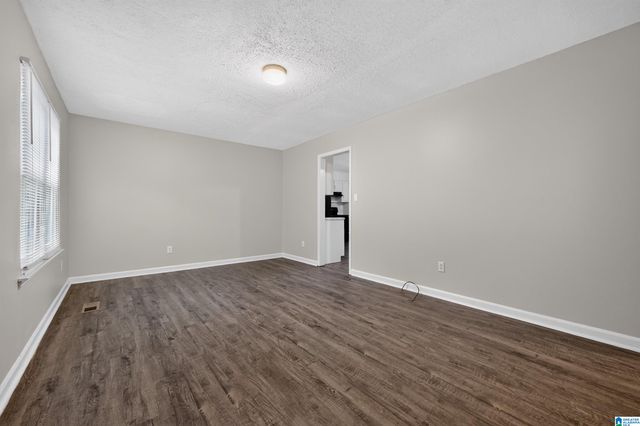 3047 APPLE VALLEY LANE, Birmingham, AL 35215