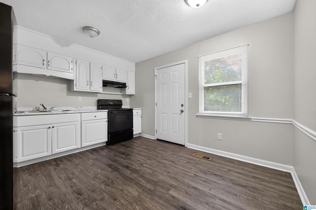 3047 APPLE VALLEY LANE, Birmingham, AL 35215