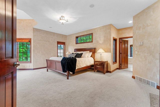 3463 GRAND MEADOWS CROSSING, Neenah, WI 54956