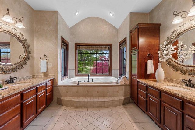 3463 GRAND MEADOWS CROSSING, Neenah, WI 54956