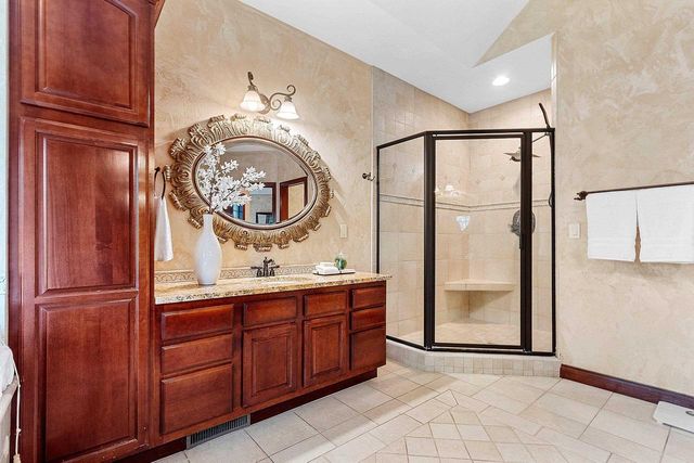 3463 GRAND MEADOWS CROSSING, Neenah, WI 54956