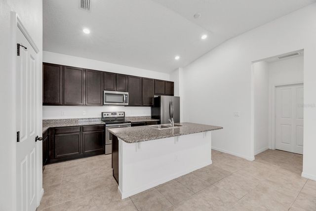 7608 SUNSHINE BRIDGE AVENUE, Gibsonton, FL 33534