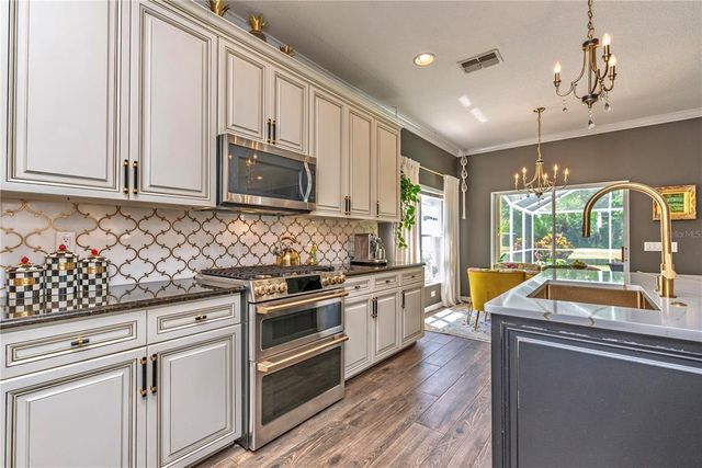 12119 BISHOPSFORD DRIVE, Tampa, FL 33626