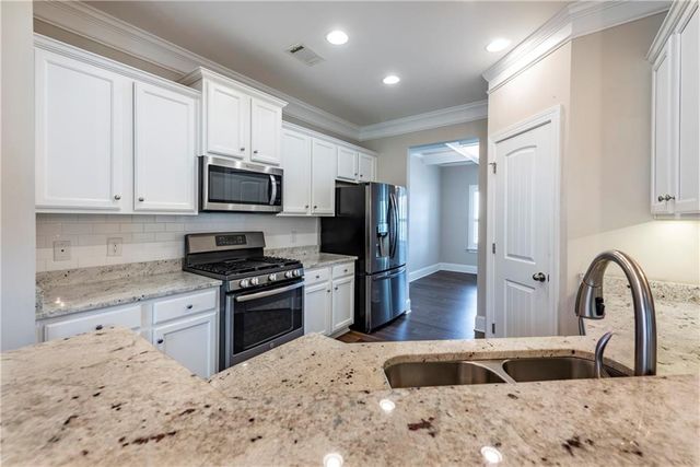608 Madison Court, Ball Ground, GA 30107