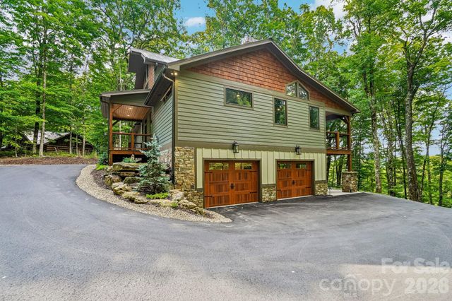 1067 English Ridge Drive, Mars Hill, NC 28754