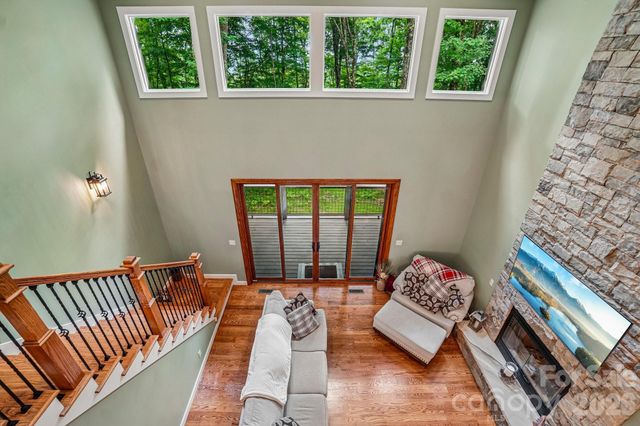 1067 English Ridge Drive, Mars Hill, NC 28754