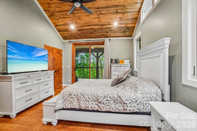 1067 English Ridge Drive, Mars Hill, NC 28754