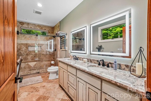 1067 English Ridge Drive, Mars Hill, NC 28754