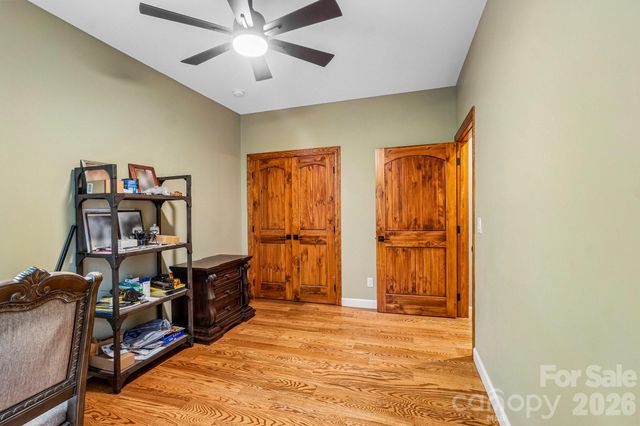 1067 English Ridge Drive, Mars Hill, NC 28754