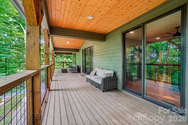 1067 English Ridge Drive, Mars Hill, NC 28754