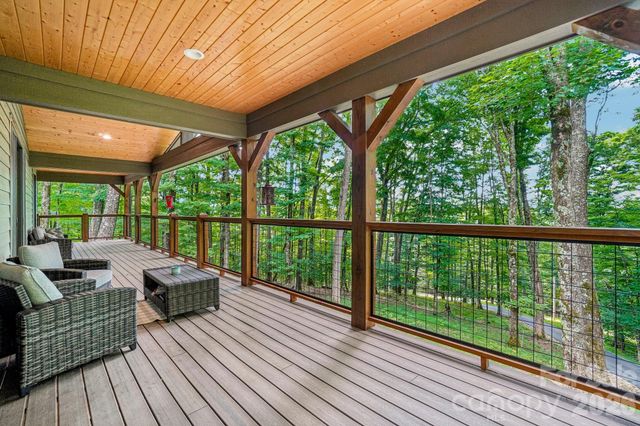 1067 English Ridge Drive, Mars Hill, NC 28754