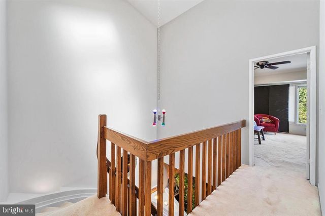 10729 GLOXINIA DR, Rockville, MD 20852