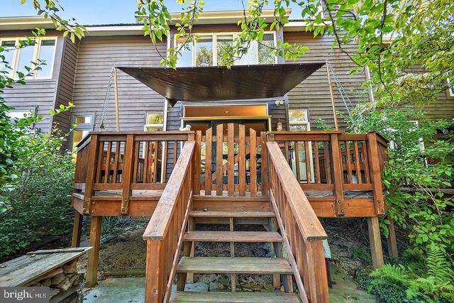 10729 GLOXINIA DR, Rockville, MD 20852