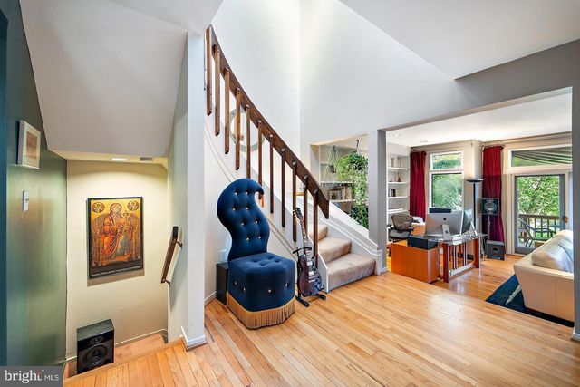 10729 GLOXINIA DR, Rockville, MD 20852