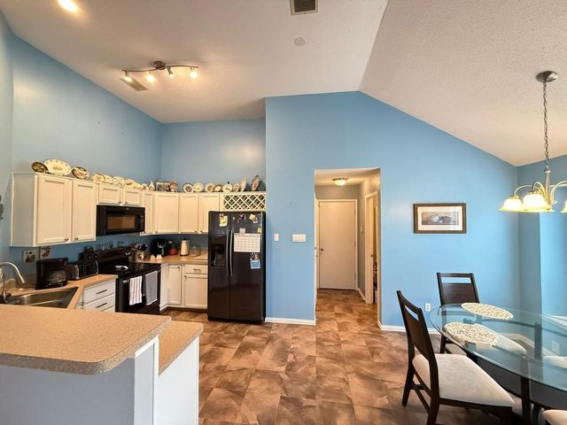 908 Busby Drive, Cedar Hill, TX 75104