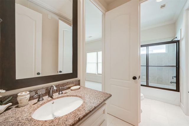 4623 Laurel Street, Bellaire, TX 77401