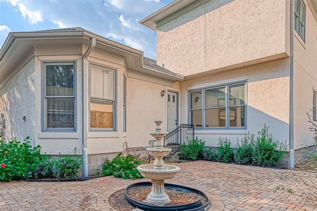 4623 Laurel Street, Bellaire, TX 77401