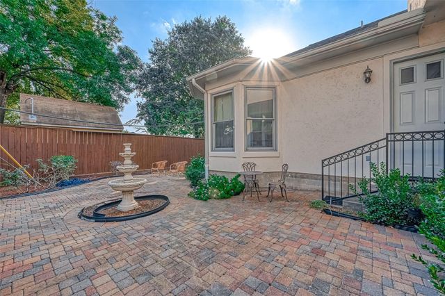 4623 Laurel Street, Bellaire, TX 77401