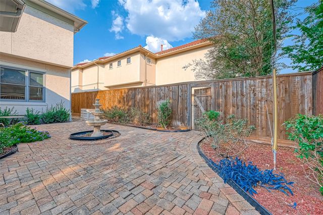 4623 Laurel Street, Bellaire, TX 77401