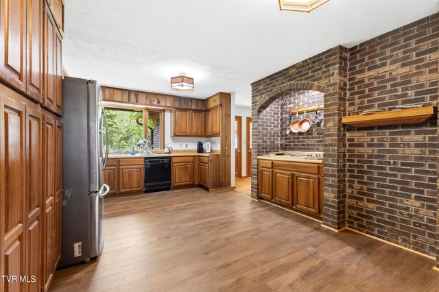7366 Circle Point Drive, Talbott, TN 37877