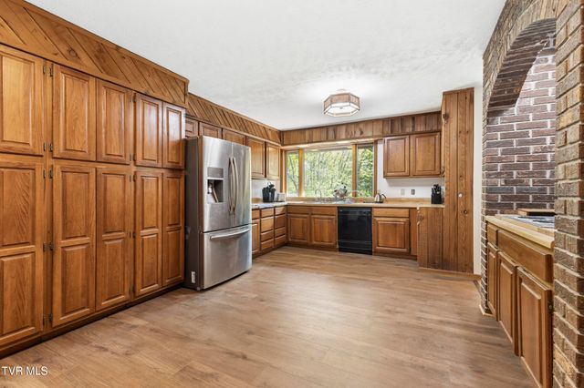 7366 Circle Point Drive, Talbott, TN 37877