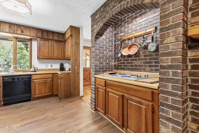 7366 Circle Point Drive, Talbott, TN 37877
